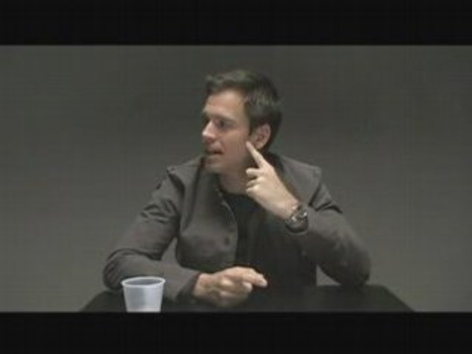 NCIS salle d'interrogatoire  Anthony DiNozzo 3/3