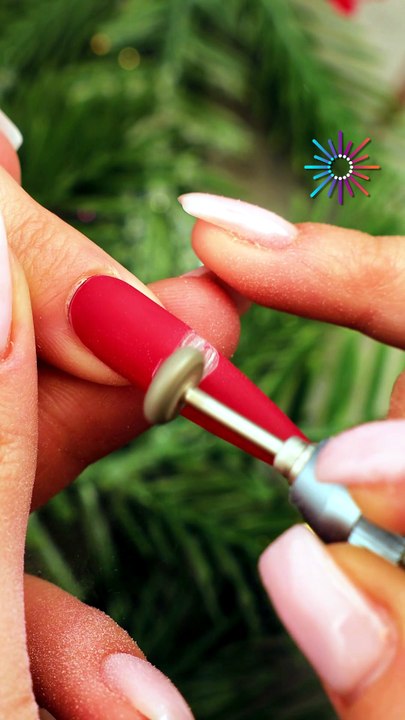 All eyes on these Christmas nails💅✨