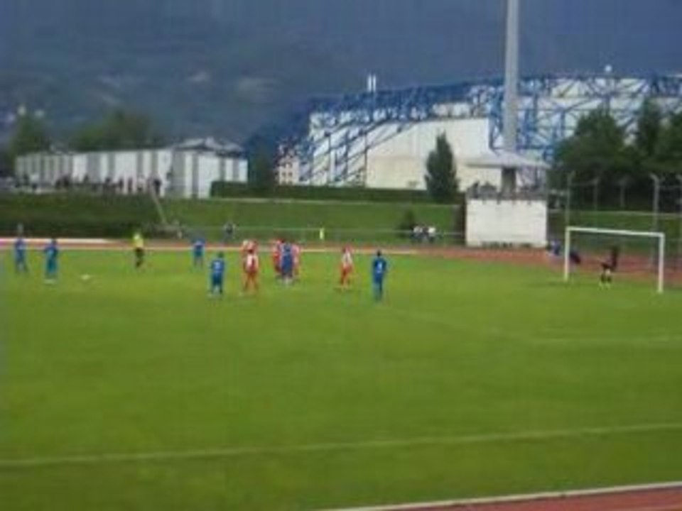 Coup-franc Pjanic pendant Lyon-nimes