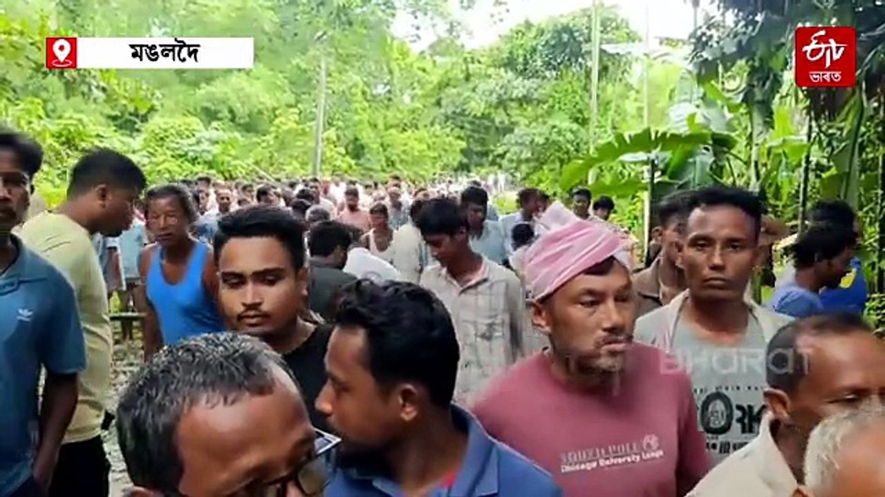 নোৱা নৈৰ সোঁতে ছিঙিলে মথাউৰি, মঙলদৈত প্লাৱিত ১০ খনৰো অধিক গাঁও