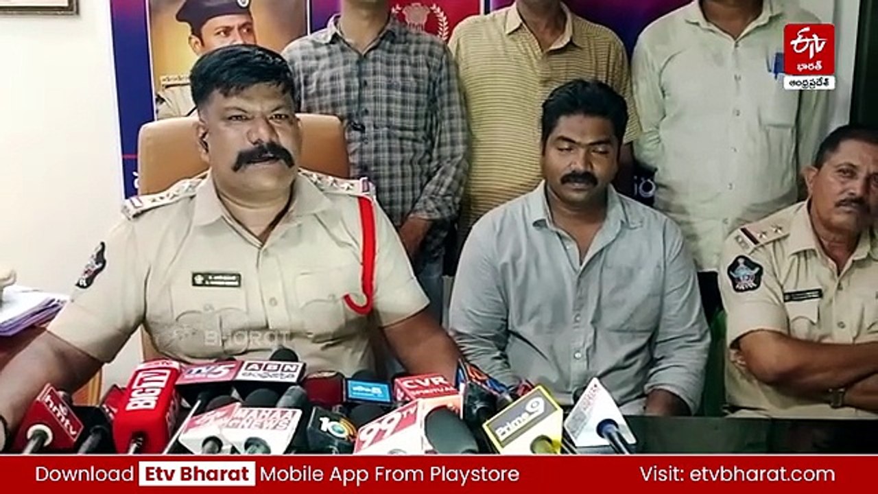 పోయింది గోరంత, చెప్పింది కొండంత - చోరీ కేసులో పోలీసులకే మస్కా