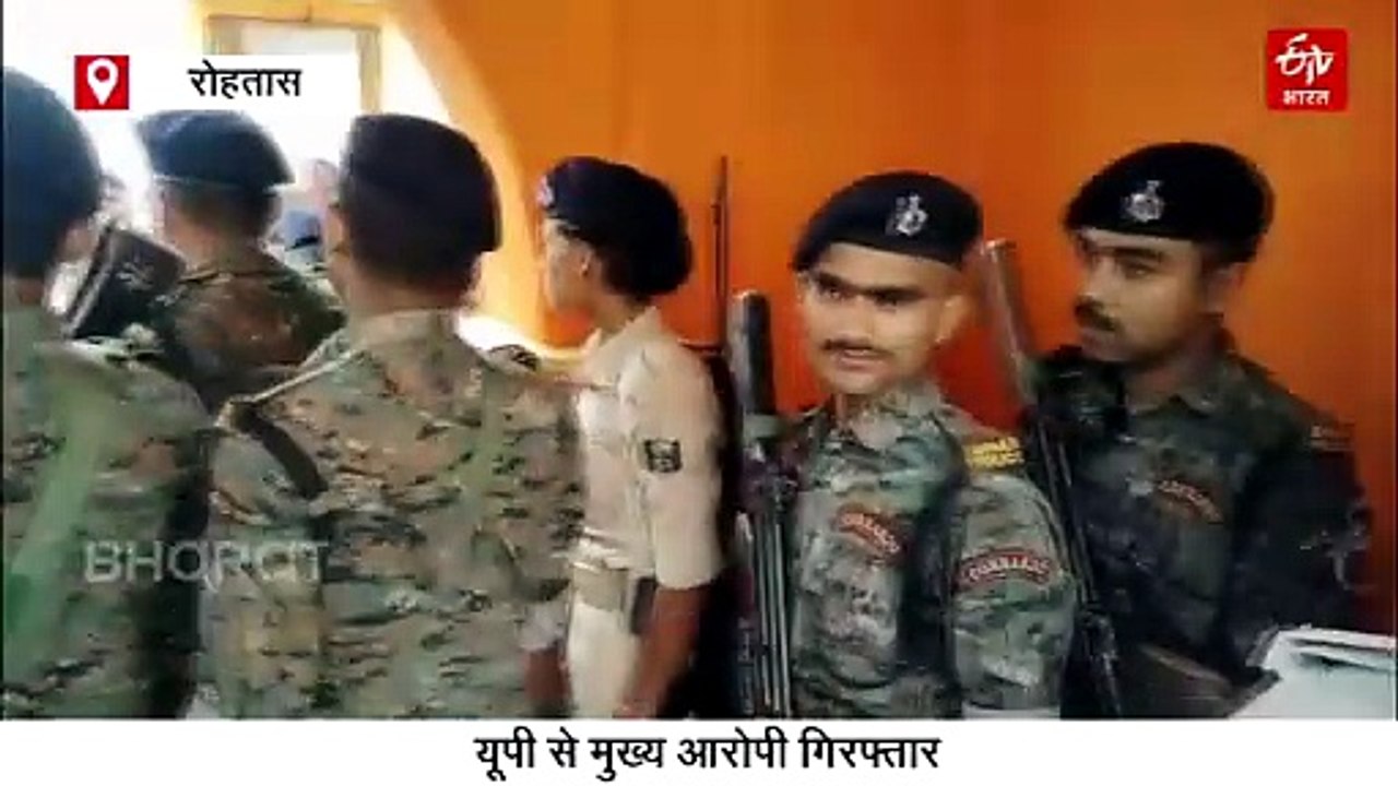 बुजुर्ग को दरवाजे पर बुलाकर मारी गोली, घायल को गाड़ी में लादकर भागा आरोपी, ग्रामीणों ने फूंका घर