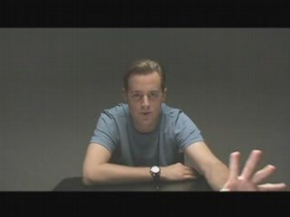 NCIS salle d'interrogatoire Tim McGee 4/4