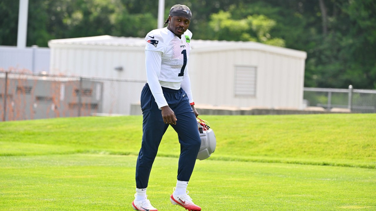 A.J. Brown's Injury and New England Patriots' Season Forecast