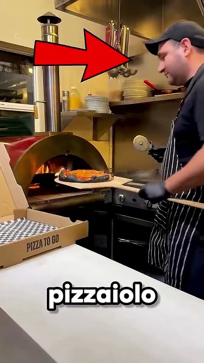 A PIZZA AINDA ESTAVA PEGANDO FOGO! 🔥  #curiosidades #shorts