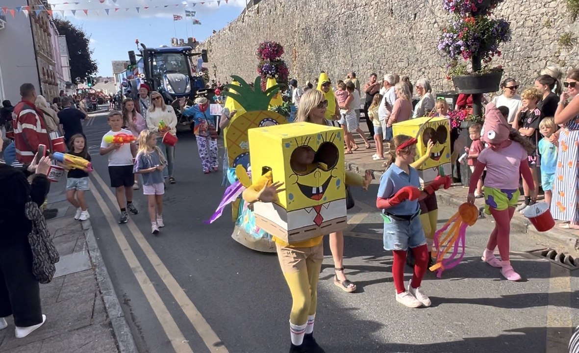 Fantastic fun at Tenby Firefighters Carnival 2026!