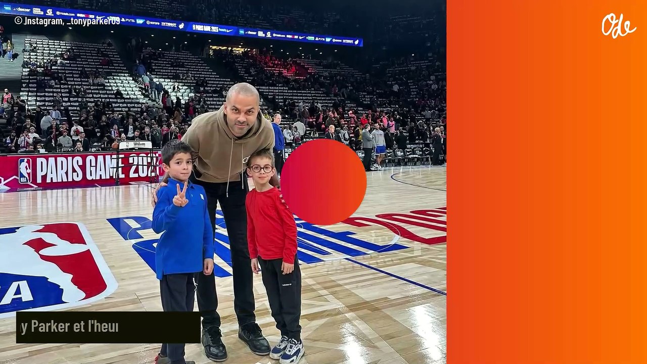 Ses fils Josh et Liam n'étaient pas sages, Tony Parker les a punis en les faisant voyager en classe éco : “Je voulais marquer le coup"
