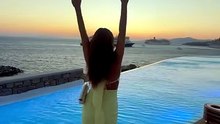 Μαρία Αντωνά σε καλοκαιρινή διάθεση