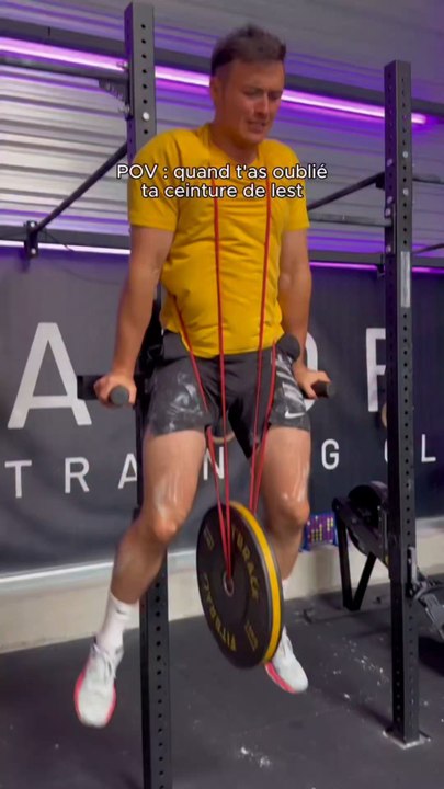 Il a oublié sa ceinture de lest 😂😂😂