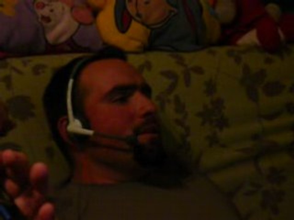 Nours chante comme une casserole