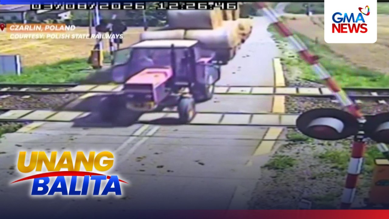 Huli-cam - Tractor trailer na huminto sa gitna ng riles, nabangga ng tren | Unang Balita