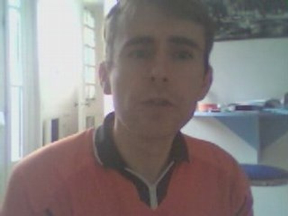 Wiwi égratigne "Je suis un enfant"