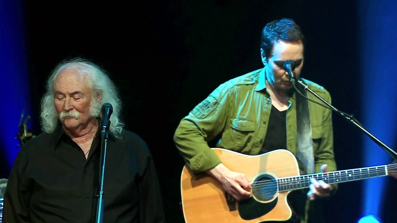 Radio (David Crosby song) - Crosby, Stills & Nash (live)