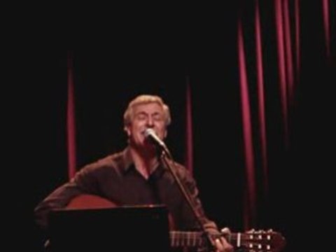 Video 5- Ferhat Imazighen Imoula a Montreal - (live)