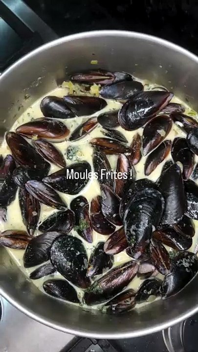 🍟 Moules Frites ce midi.mp4