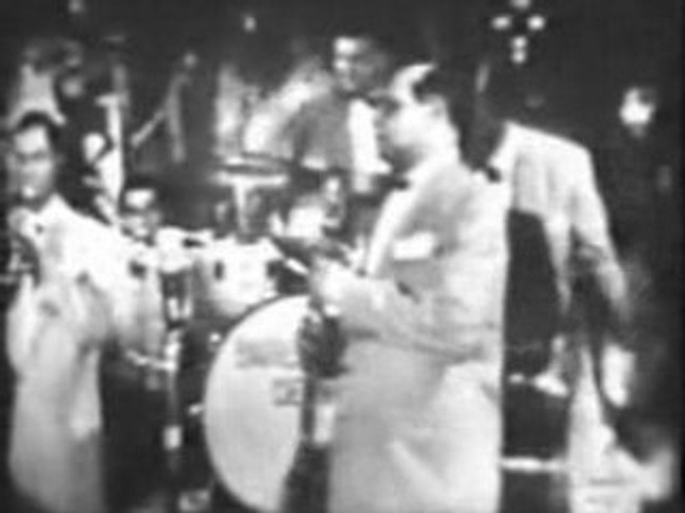 Louis Armstrong All Stars-Basin Street Blues-1954