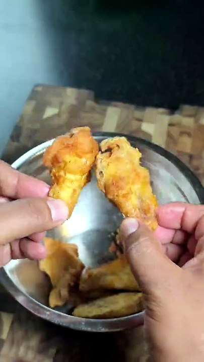 importantes alitas fritas . . .