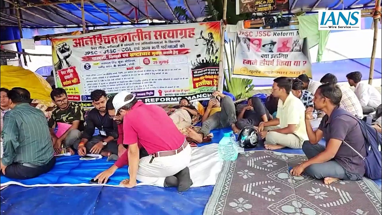 रांची में 13 दिन से छात्रों का आंदोलन जारी, सरकार ने बनाई चार मंत्रियों की कमेटी