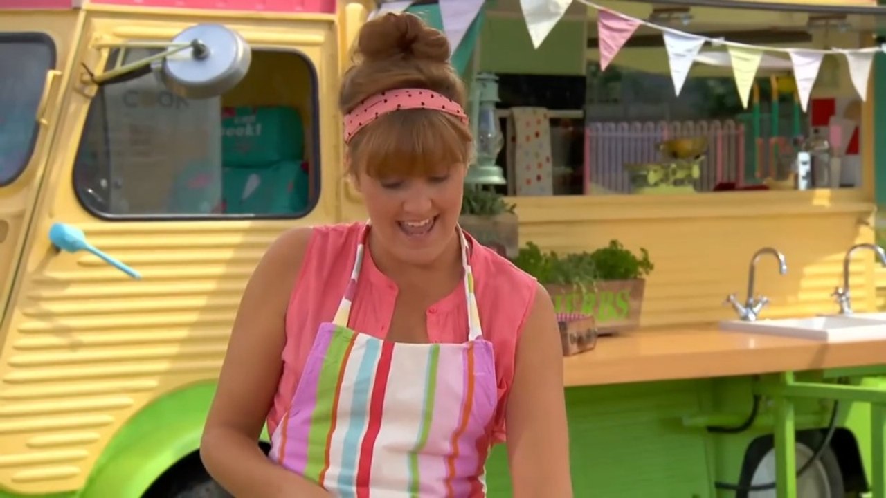 Cbeebies I Can Cook Vegetable Samosas And Judo 4x8...mp4