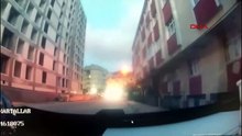 Bahçelievler'deki 4 katlı binanın çöktüğü anlar kamerada