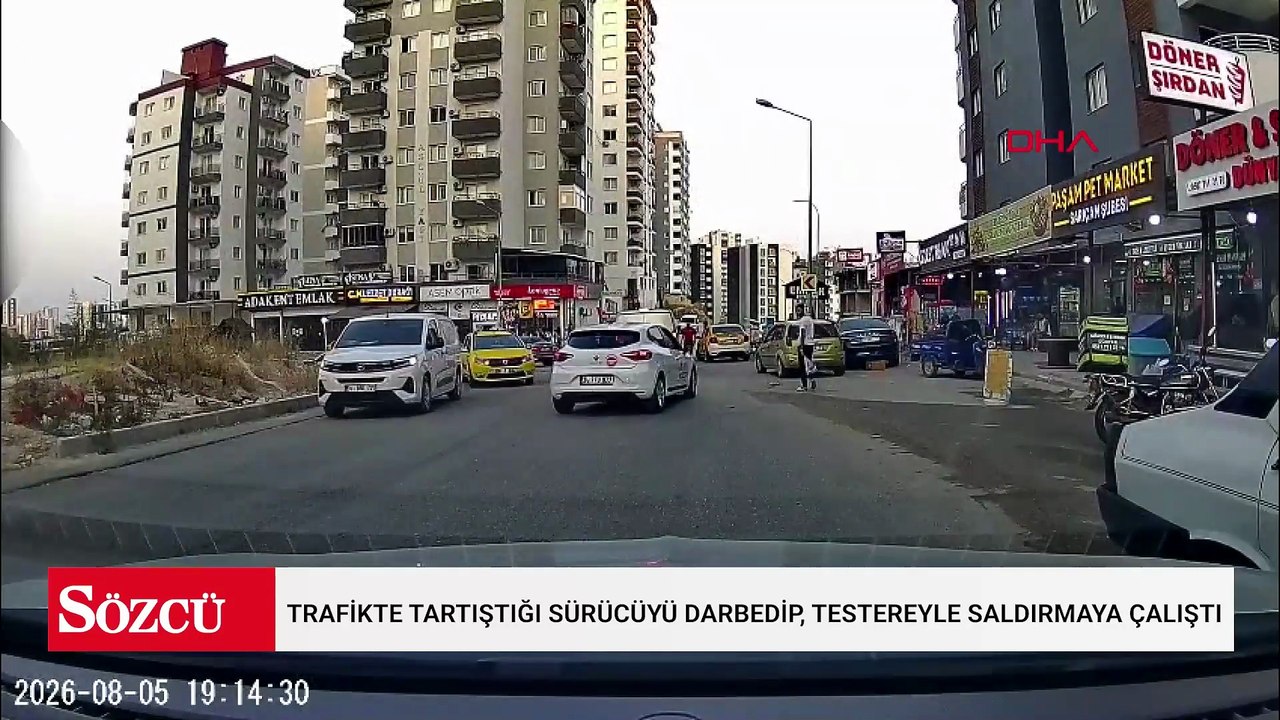 Trafikte gözü döndü! Yumruk attığı yetmedi, bir de üstüne testereyle kovaladı
