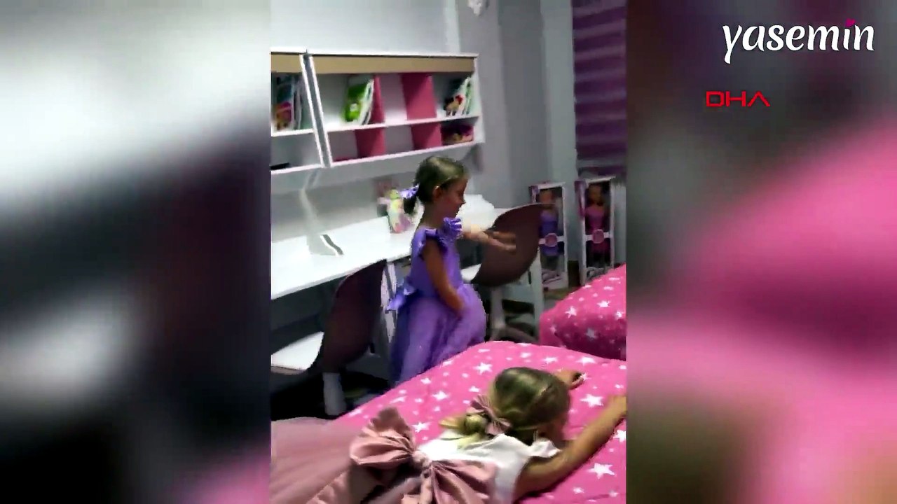34 yıl sonra tüp bebek tedavisiyle dünyaya gelen ikiz kızları ile anne baba olma heyecanını yaşadılar
