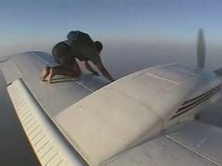 SAUT EXTREME