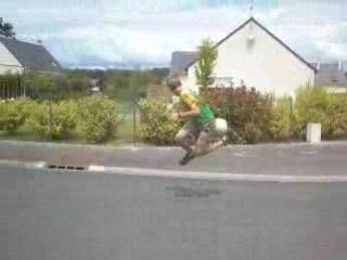 ballon qui passe au dessus