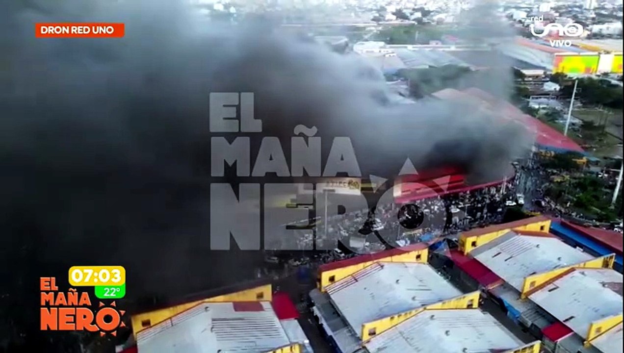ARDE LA FERIA BARRIO LINDO