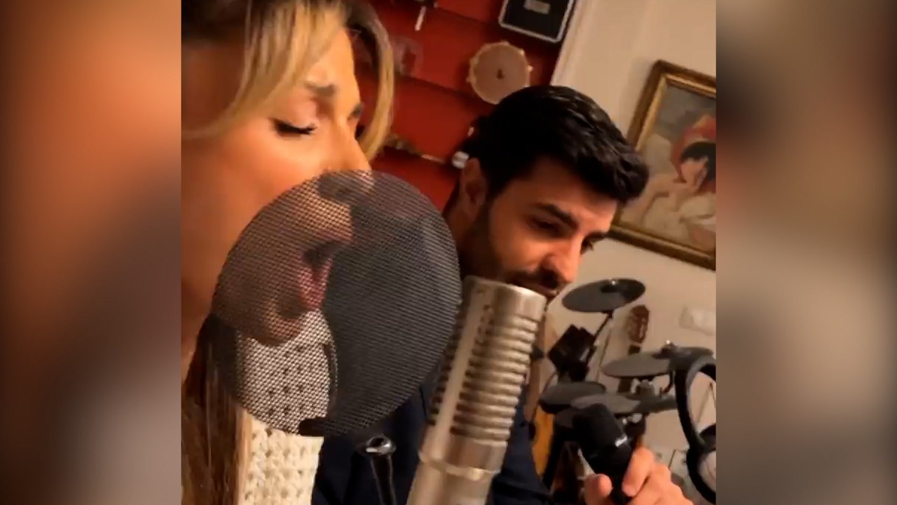 Paula Echevarría y Miguel Torres de fiesta privada y cantando entre amigos