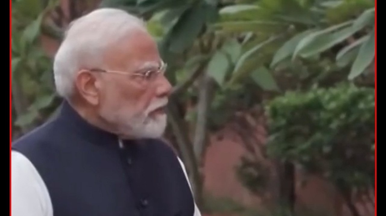 PM मोदी के विदेशी दौरे: खर्च, MoUs और FDI पर सर...