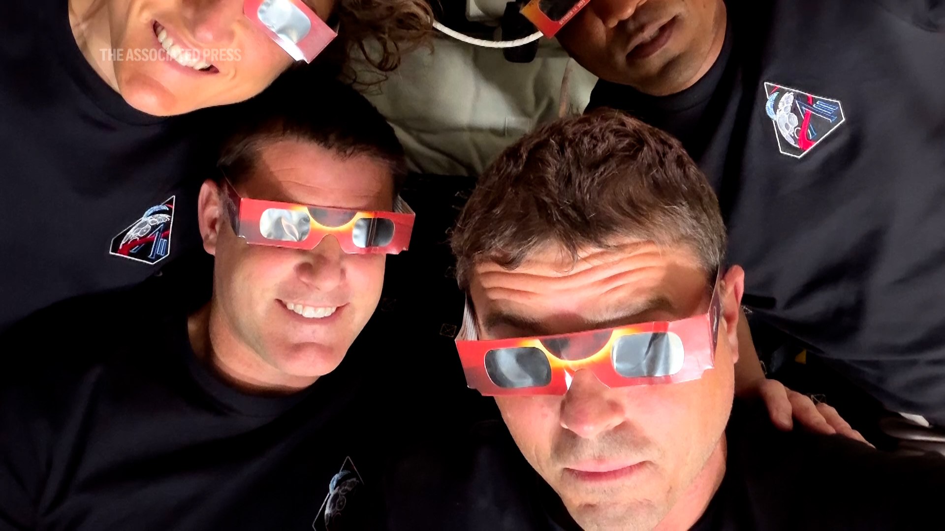 Diez claves para disfrutar del eclipse solar del 12 agosto: ¿Dónde lo veré mejor? ¿Cuándo me puedo quitar las gafas?