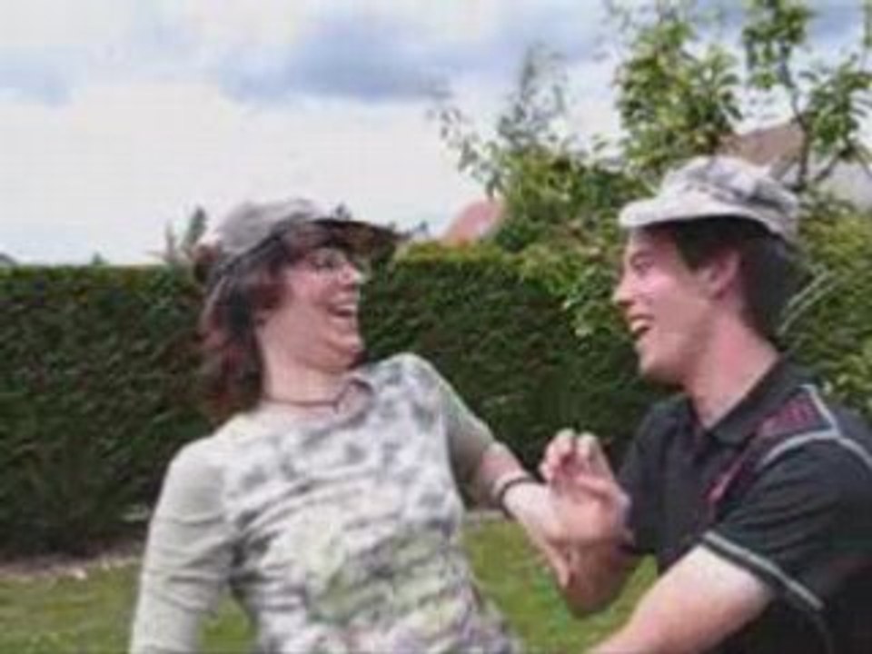 Clip sur ''Generation'' des Simple Plan