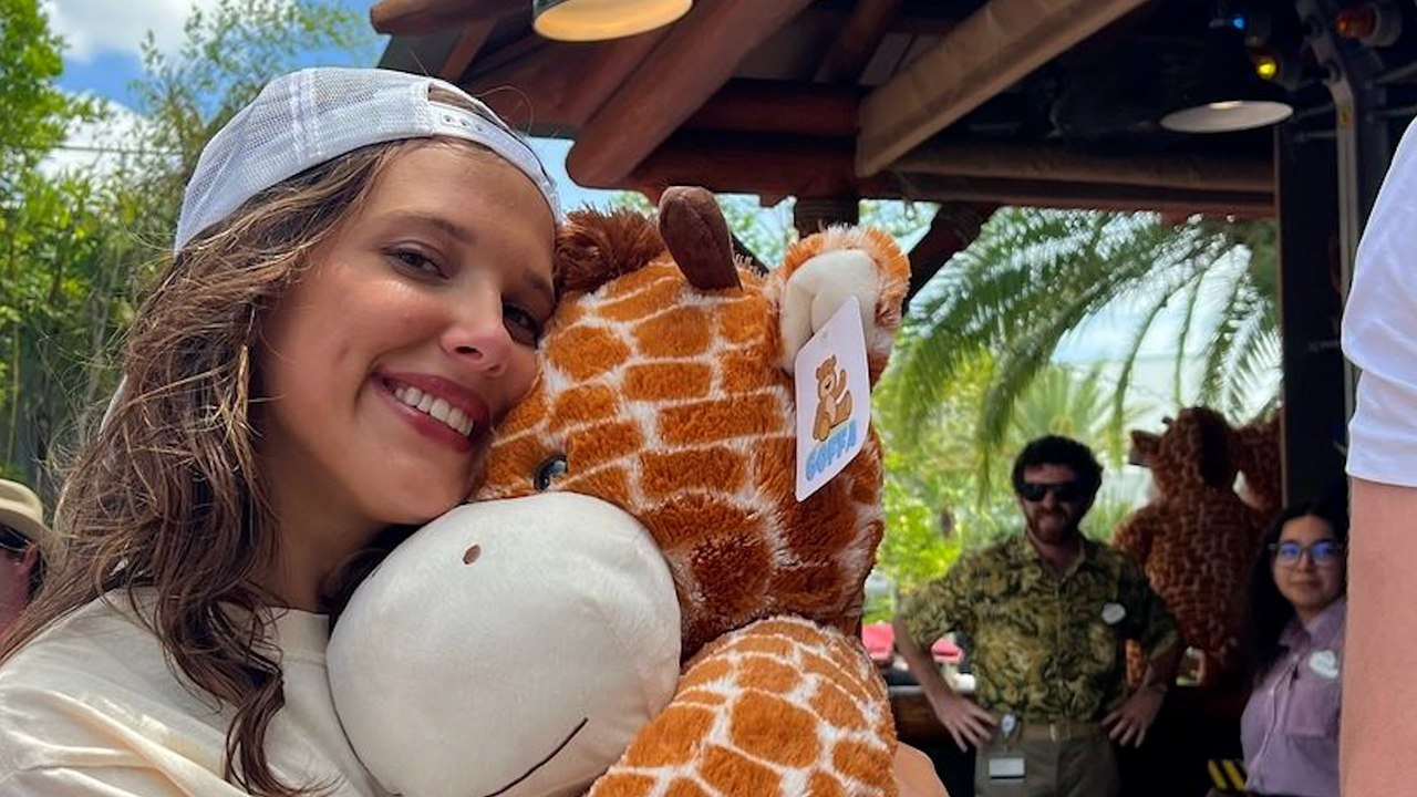 Millie Bobby Brown y Jake Bongiovi comparten las imágenes de su luna de miel