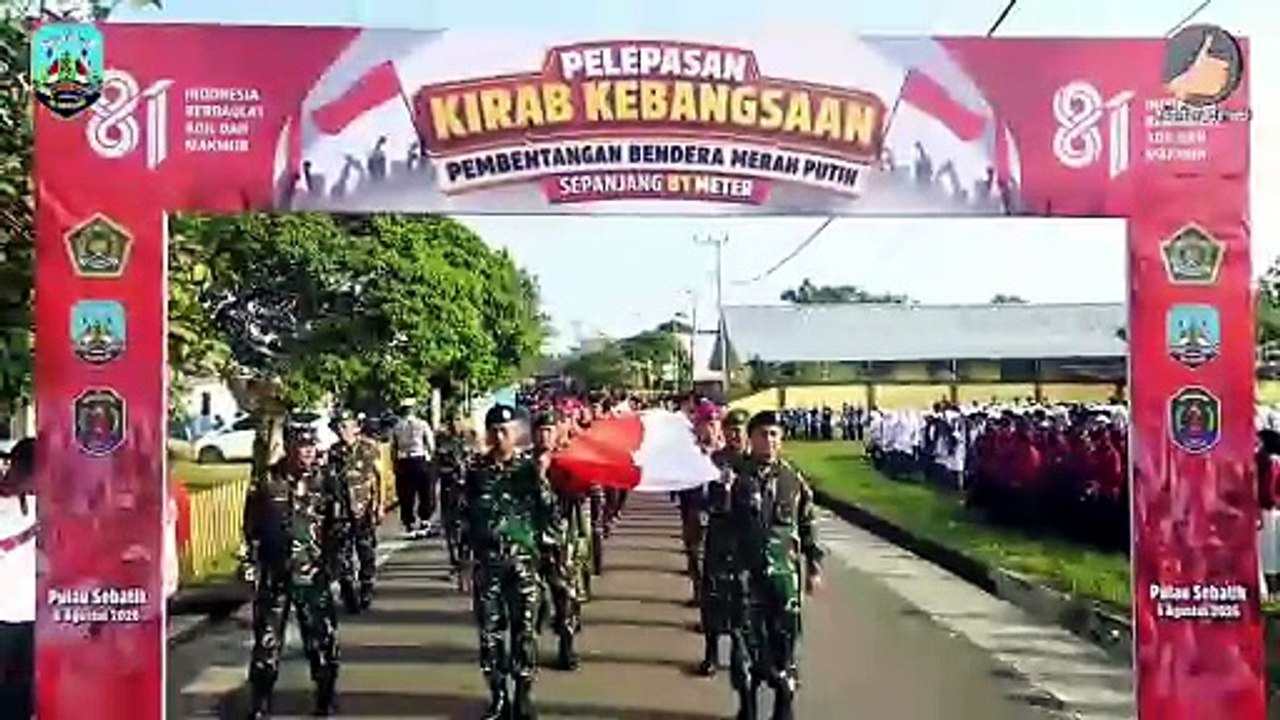 Kirab Merah Putih di Perbatasan Perkokoh Nasionalisme