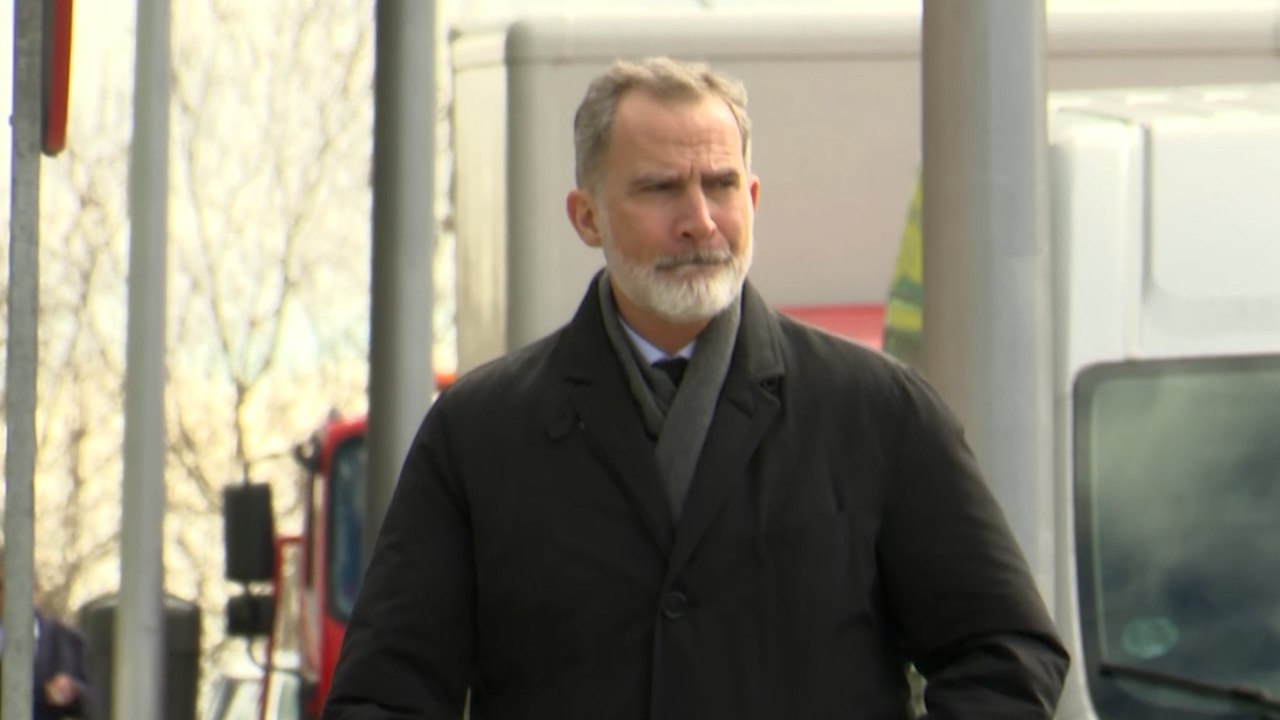 El rey Felipe arropa a sus cuatro primos en el último adiós de Fernando Gómez-Acebo que se ha celebrado este domingo