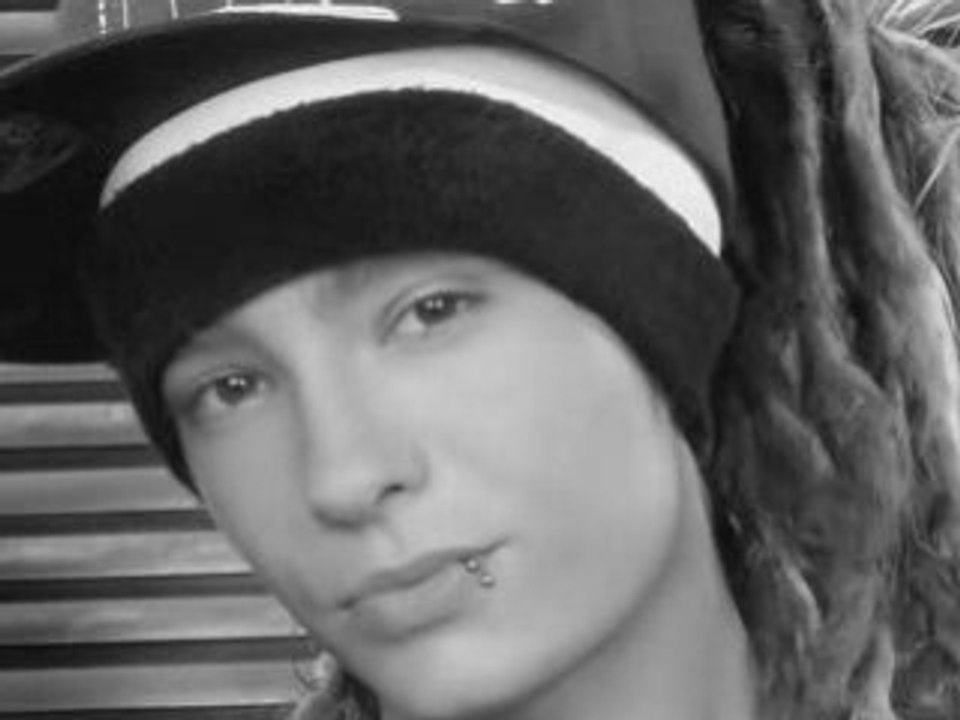 Tom teach me