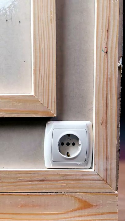 Clean and stylish socket frame ⚡