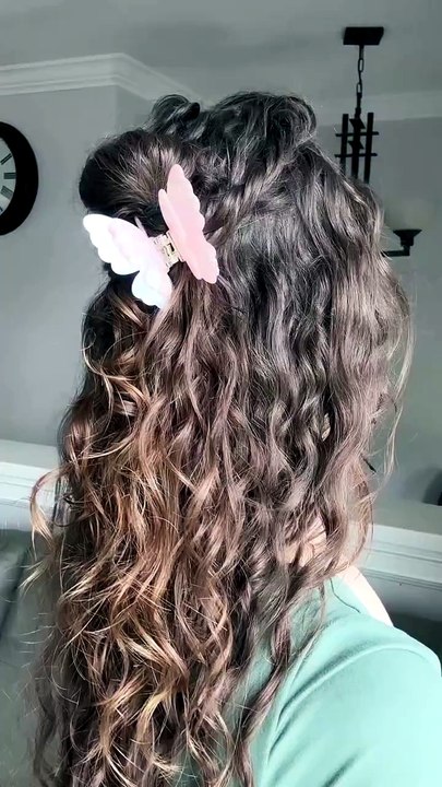Easy Curly Hairstyle Tutorial