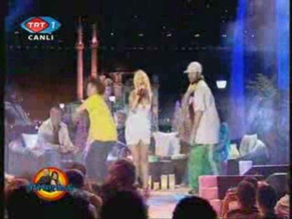 HANDE YENER - YARASA @ CIFTE KAVRULMUS