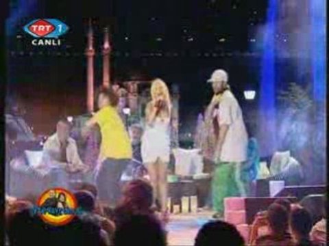 HANDE YENER - YARASA @ CIFTE KAVRULMUS