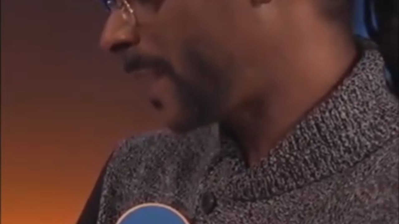 Snoop Dogg Faces a Champ on Celebrity Family Feud