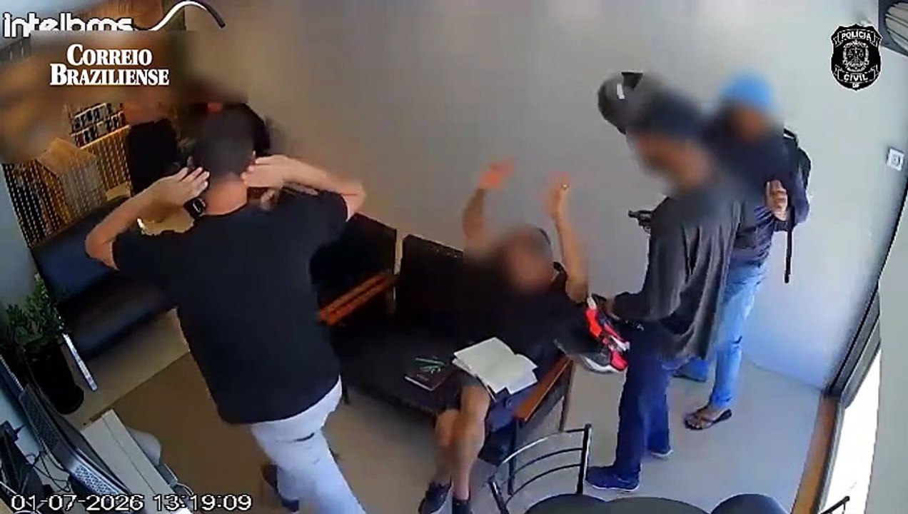 Dupla é presa após assaltar loja de celulares em Taguatinga