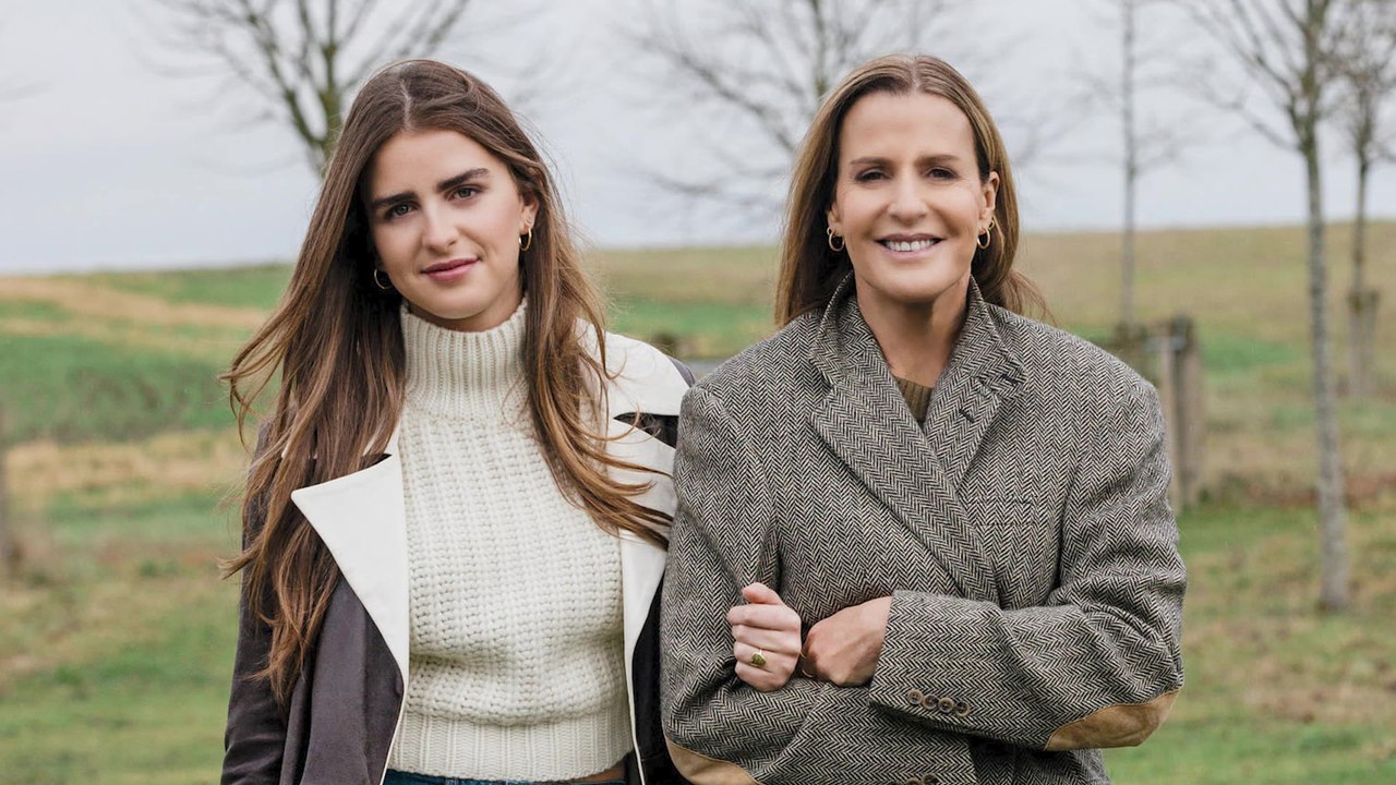 GIF INDIA HICKS