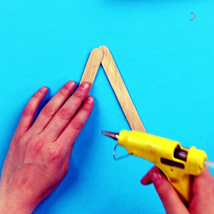 An easy and fun DIY project to try! 🙌💯