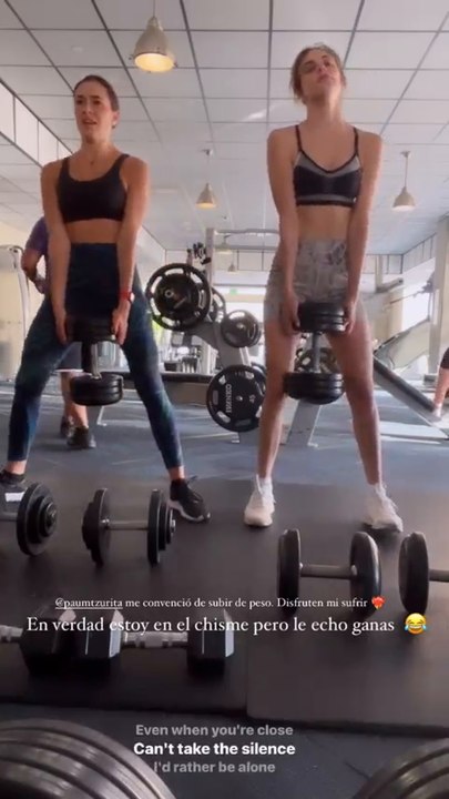 Macarena Achaga entrena con la hermana de Juanpa Zurita