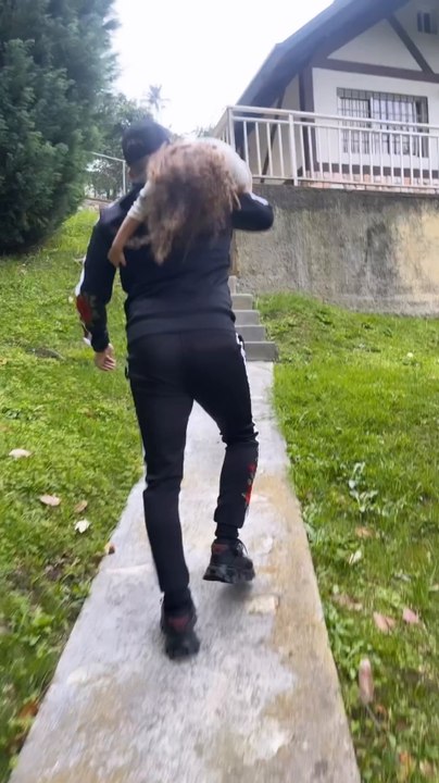 Nacho Mendoza con su hija Mya disfrutando del fin de semana