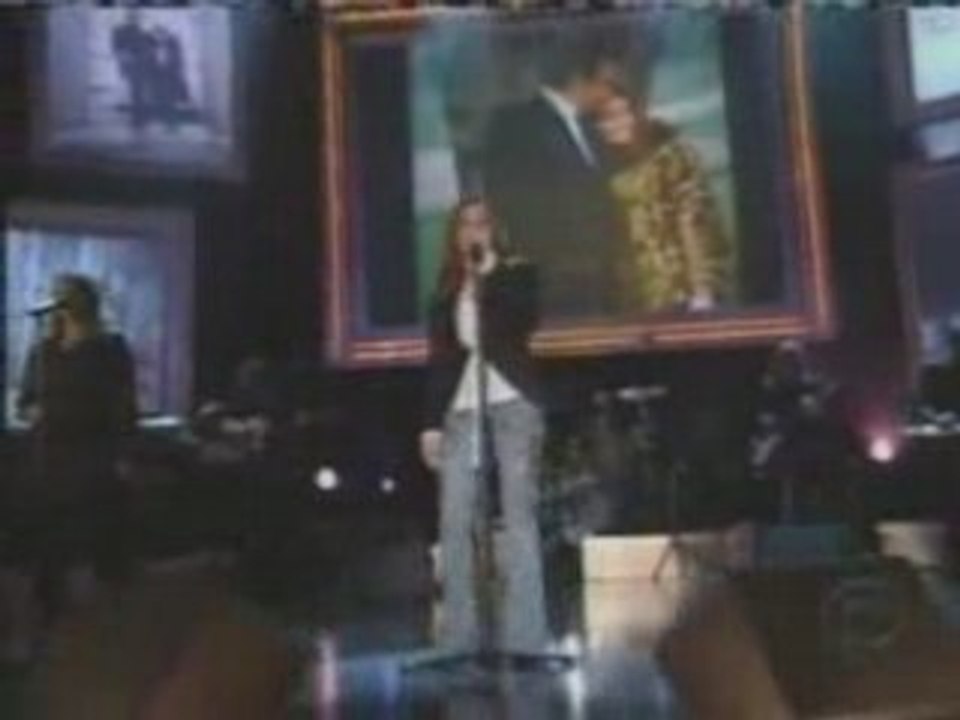 Martina McBride I still miss someone