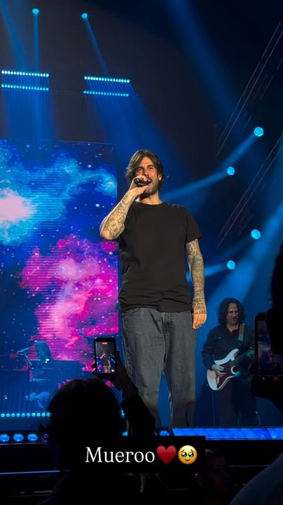 Lucerito, conmovida en el show de Melendi en el Auditorio Nacional