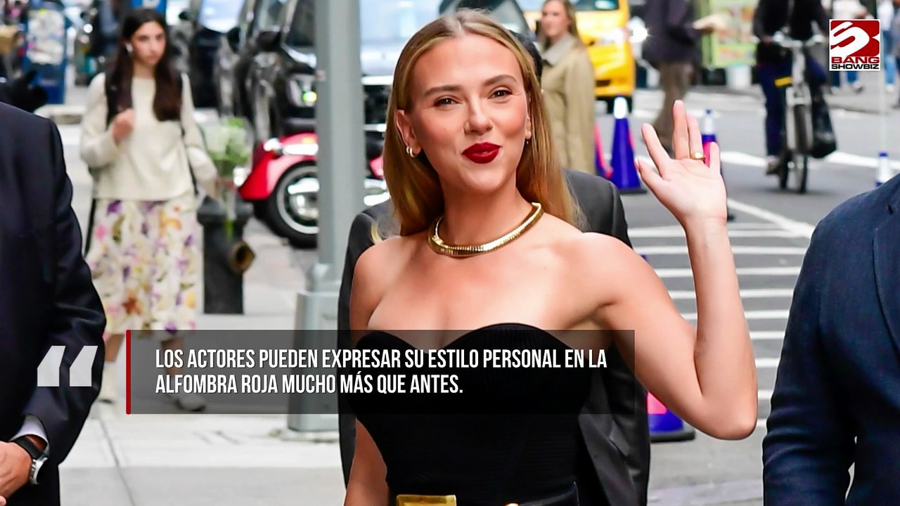 Scarlett Johansson lamenta los estándares de be...
